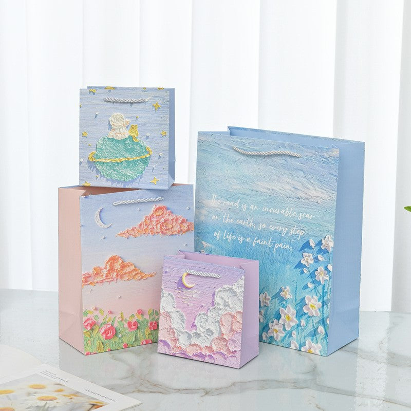 Bolsas de regalo pequeñas de papel kraft con asas, 14 × 15 × 7 cm – Bolsas reciclables para regalos de joyería, estudiantes, fiestas o pequeños obsequios.