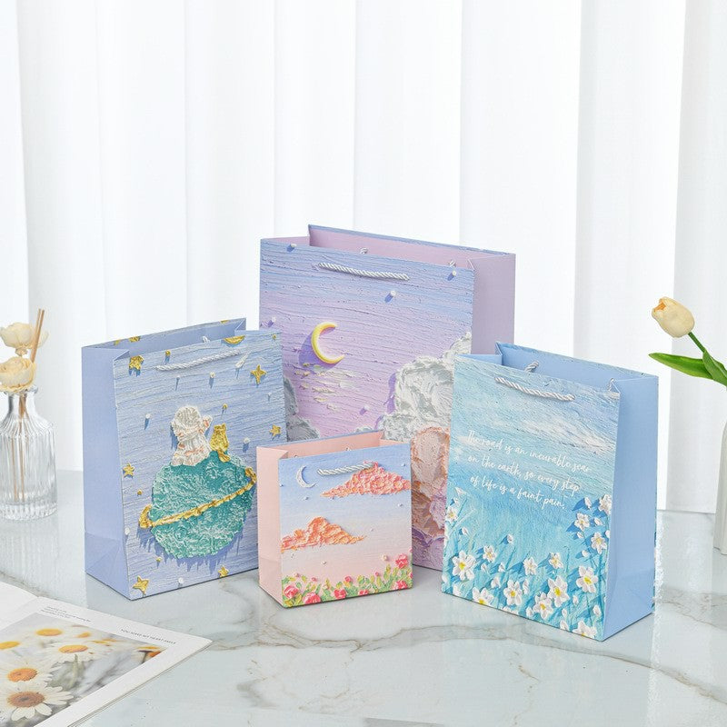 Bolsas de regalo pequeñas de papel kraft con asas, 14 × 15 × 7 cm – Bolsas reciclables para regalos de joyería, estudiantes, fiestas o pequeños obsequios.